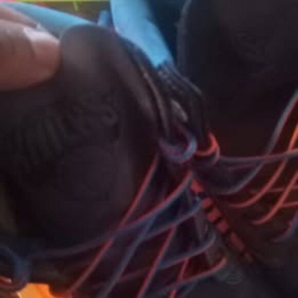 New York Knicks Timberland Boots – Limited Edition NBA Basketball Team Gear Men - Picture 4 of 5